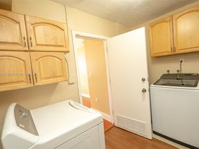 4600 SW 104th Ave, Miami FL 33165