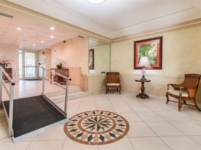2500 NE 48th Ln 802, Fort Lauderdale FL 33308