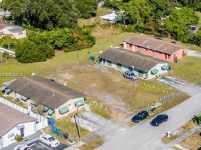 5701 SW 27th St, West Park FL 33023