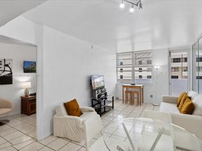 100 Lincoln Rd 830, Miami Beach FL 33139