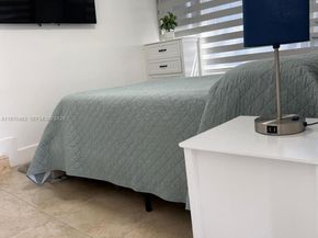 1221 NW 7th Ave, Fort Lauderdale FL 33311