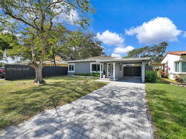 1221 NW 7th Ave, Fort Lauderdale FL 33311