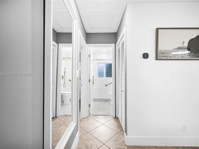 1221 NW 7th Ave, Fort Lauderdale FL 33311