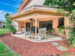 3272 Beechberry Cir, Davie FL 33328