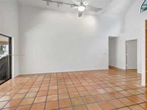 3272 Beechberry Cir, Davie FL 33328