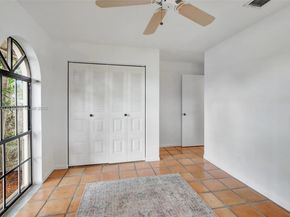 3272 Beechberry Cir, Davie FL 33328