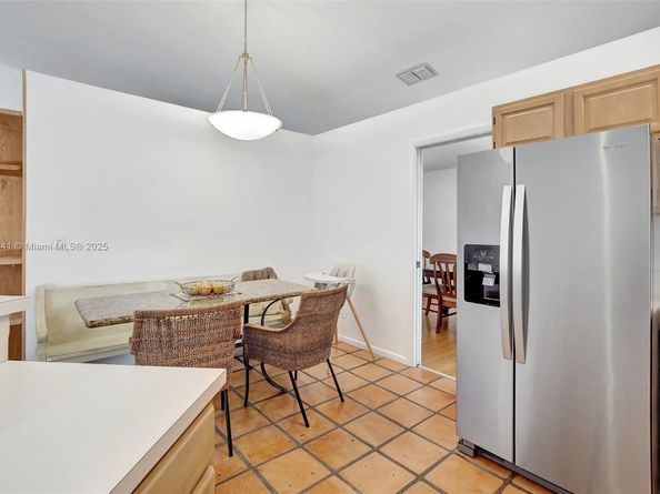 3272 Beechberry Cir, Davie FL 33328