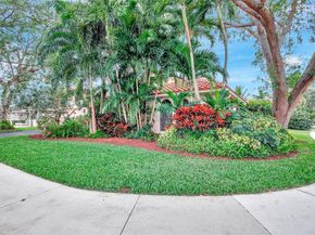 3272 Beechberry Cir, Davie FL 33328