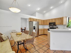 3272 Beechberry Cir, Davie FL 33328