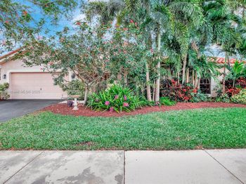 3272 Beechberry Cir