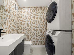 7630 NE 8th Ave, Miami FL 33138