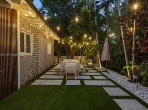 7630 NE 8th Ave, Miami FL 33138