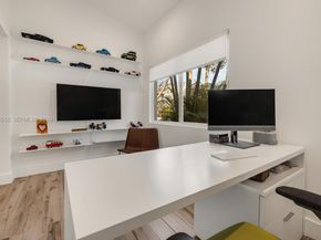 7630 NE 8th Ave, Miami FL 33138