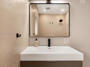 7630 NE 8th Ave, Miami FL 33138