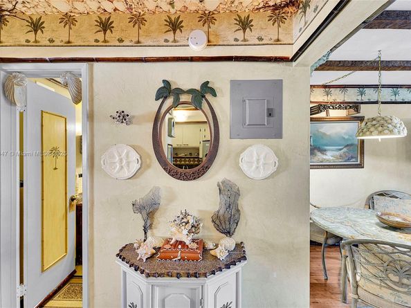 851 Atlantic Shores Blvd 121, Hallandale Beach FL 33009