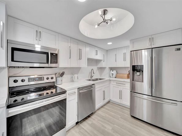 5005 Collins Ave 815, Miami Beach FL 33140