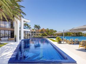 84 Isla Bahia Dr, Fort Lauderdale FL 33316