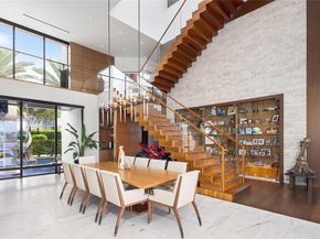 84 Isla Bahia Dr, Fort Lauderdale FL 33316