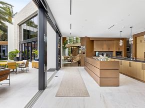 84 Isla Bahia Dr, Fort Lauderdale FL 33316