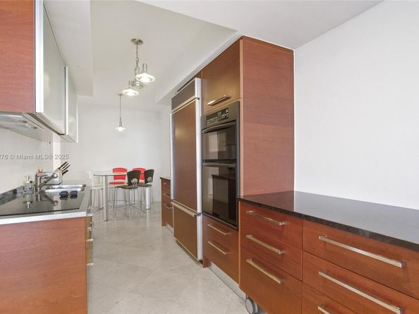 1850 S Ocean Dr 1608, Hallandale Beach FL 33009