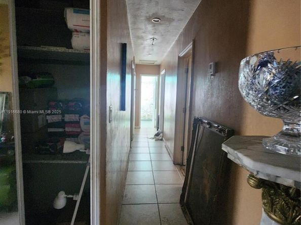 Undisclosed Address #A11916680, Miami FL 33177