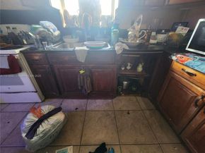 Undisclosed Address #A11916680, Miami FL 33177