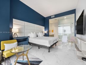 460 NE 28th St 4002, Miami FL 33137