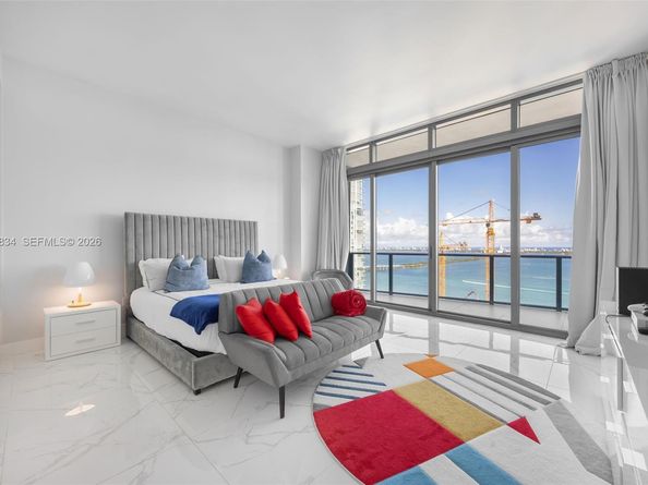 460 NE 28th St 4002, Miami FL 33137