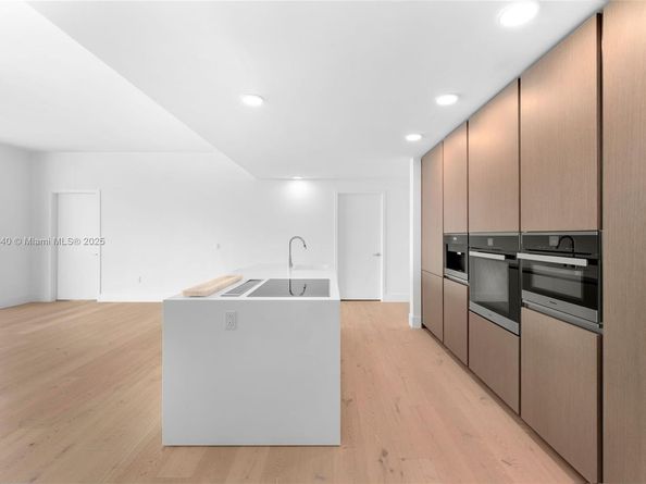 6800 Indian Creek Dr 7B, Miami Beach FL 33141