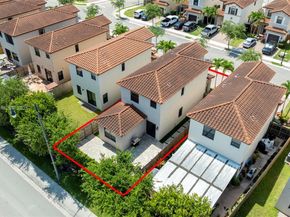 3756 NE 1st St, Homestead FL 33033