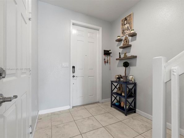 3756 NE 1st St, Homestead FL 33033