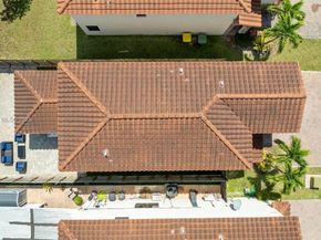 3756 NE 1st St, Homestead FL 33033