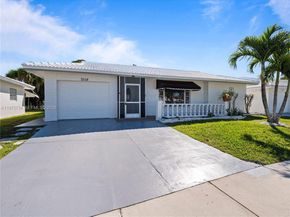 7504 NW 70th Ave, Tamarac FL 33321