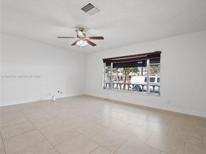 7504 NW 70th Ave, Tamarac FL 33321