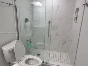 5425 SW 77th Ct 102D, Miami FL 33155