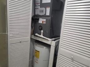 5425 SW 77th Ct 102D, Miami FL 33155