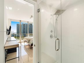 3470 E Coast Ave H1711, Miami FL 33137