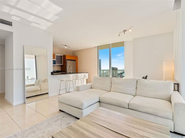 3470 E Coast Ave H1711, Miami FL 33137