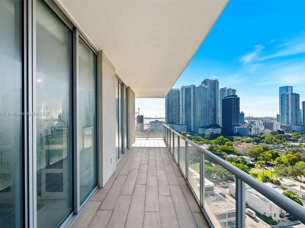 3470 E Coast Ave H1711, Miami FL 33137