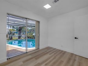 2020 NW 33rd Ct, Oakland Park FL 33309