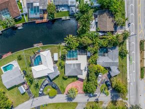 2020 NW 33rd Ct, Oakland Park FL 33309