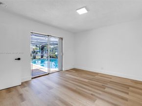 2020 NW 33rd Ct, Oakland Park FL 33309