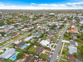 4332 SW 98th Ave, Miami FL 33165