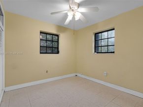 4332 SW 98th Ave, Miami FL 33165