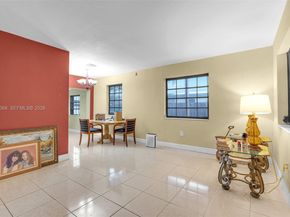 4332 SW 98th Ave, Miami FL 33165