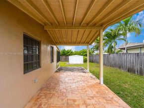 4332 SW 98th Ave, Miami FL 33165