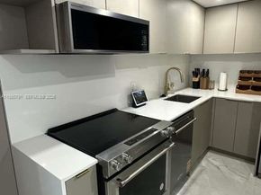 20505 E Country Club Dr 534, Aventura FL 33180