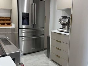 20505 E Country Club Dr 534, Aventura FL 33180