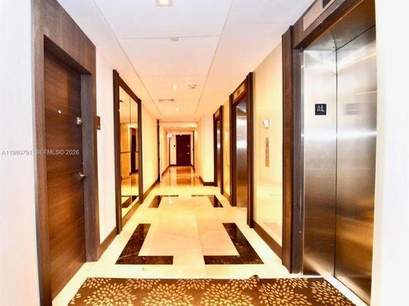 20505 E Country Club Dr 534, Aventura FL 33180