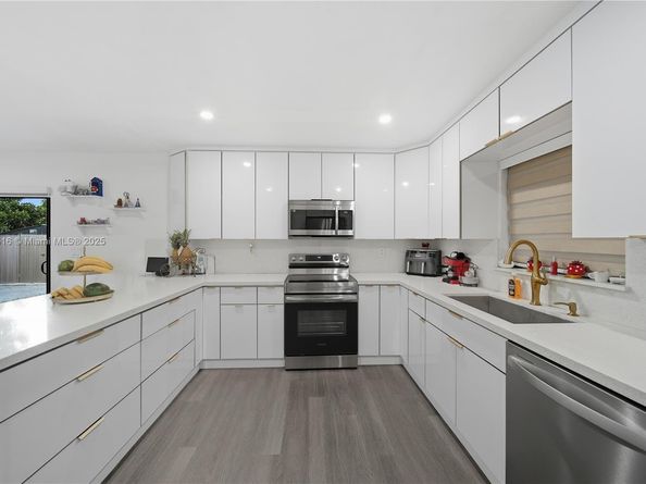 6731 SW 5th Ter, Miami FL 33144